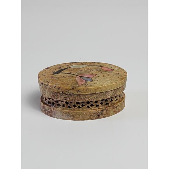 Vintage Carved Soapstone Trinket Jewelry Box Mother of Pearl Floral Inlay Decor - Picture 3 of 11